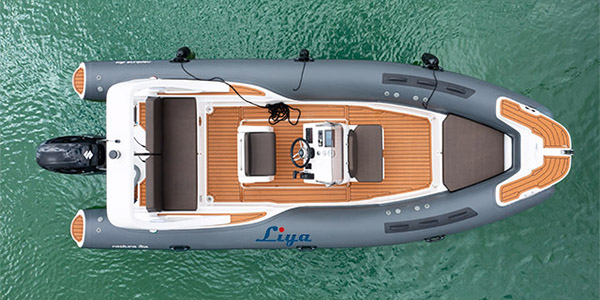 20 foot rigid boat in hypalon or PVC tube