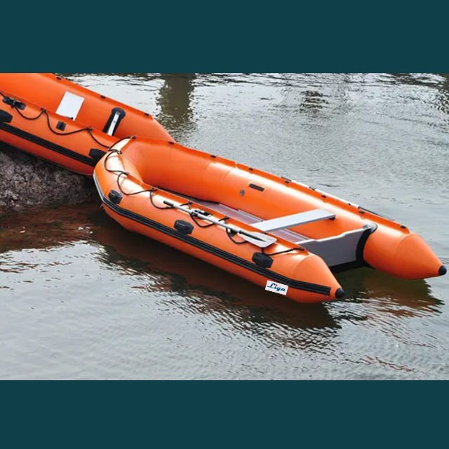 Bateau pneumatique type A de 2 à 6,5 mètres/de 6,6 à 21,4 pieds