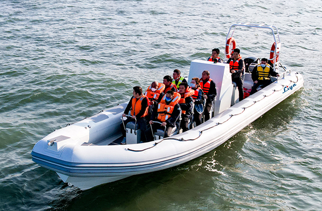 Bateau de patrouille de 33 pieds en aluminium